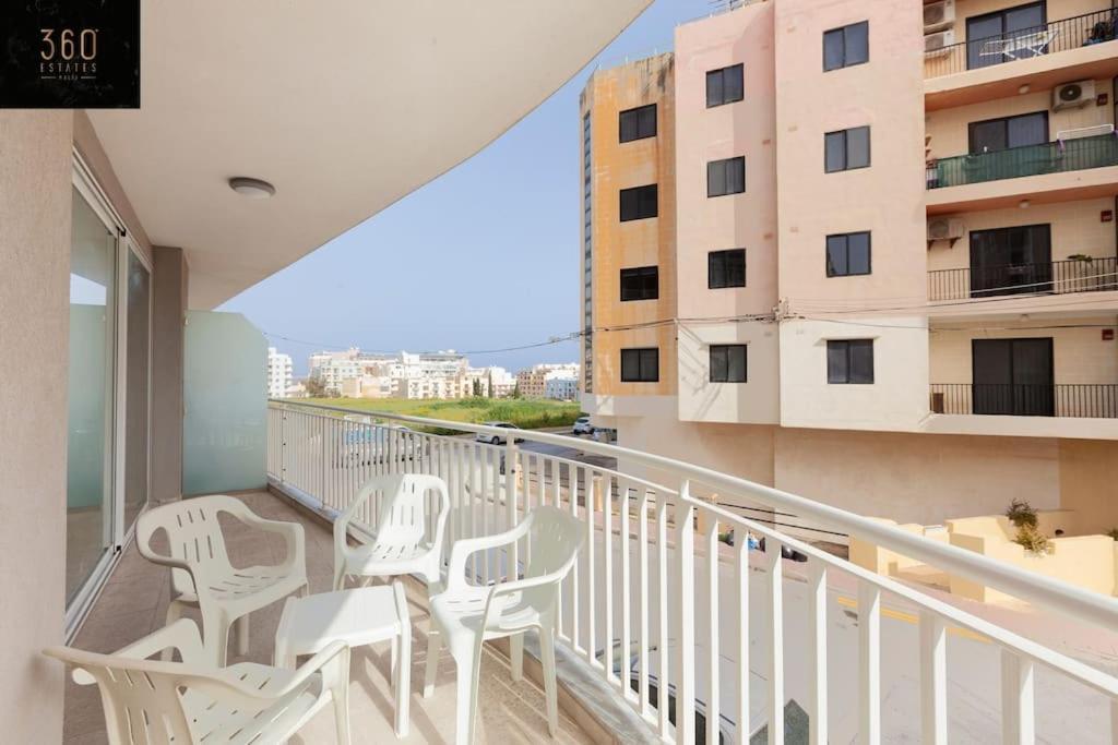 Spacious 2Br Apt In Qawra - Perfect For Families By 360 Estates Сент-Полс-Бей Экстерьер фото