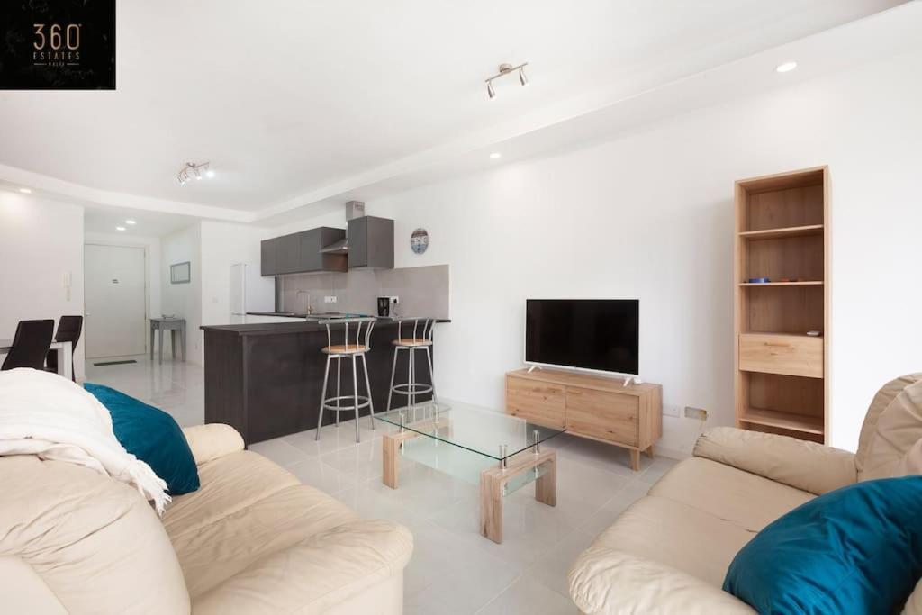 Spacious 2Br Apt In Qawra - Perfect For Families By 360 Estates Сент-Полс-Бей Экстерьер фото