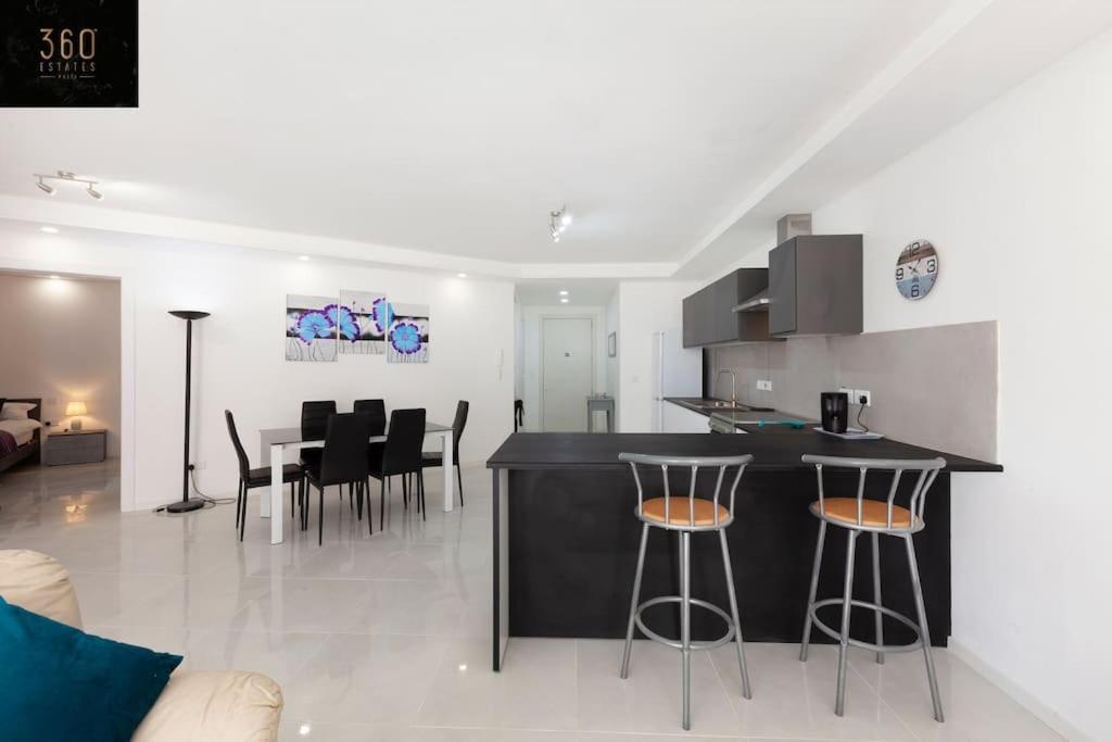 Spacious 2Br Apt In Qawra - Perfect For Families By 360 Estates Сент-Полс-Бей Экстерьер фото