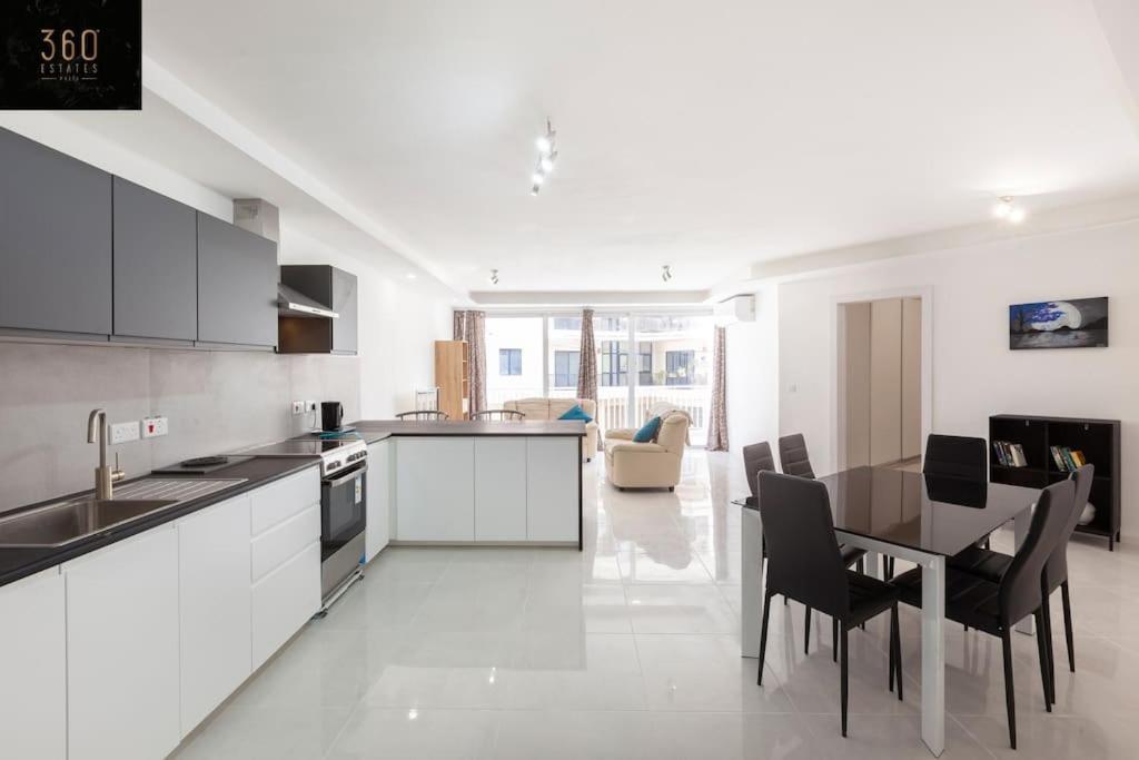 Spacious 2Br Apt In Qawra - Perfect For Families By 360 Estates Сент-Полс-Бей Экстерьер фото